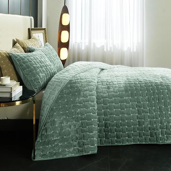 Powdion Velvet Quilt King Size, Oversized Bedspread Coverlet Quilted Bedding Set, Lightweight Velvet Comforter Set Luxury Coverlet Set for All Season with 2 Pillow Shams, 96x106 Aqua Green