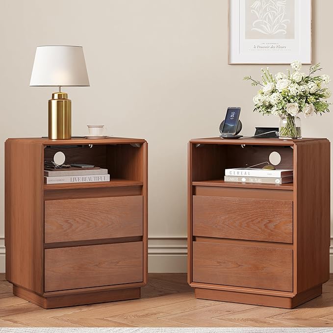 Solid Wood Nightstand Set of 2, Natural Wood Night Stand with Charging Station, Mid Century Modern Nightstand with 2 Drawers and Storage Shelf, Bedside Table for Bedroom, Office, Brown