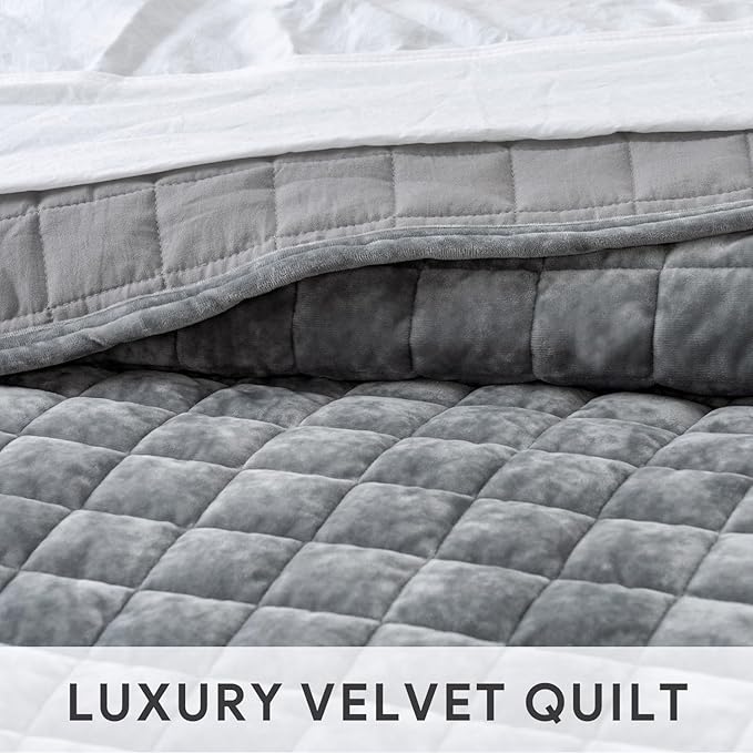 RECYCO Luxury Velvet Quilt Set Twin/Twin XL Size, Lightweight Velvet Comforter Set, Oversized Bedspread Coverlet Quilted Bedding Set, with 1 Matching Pillow Sham, for All Season, Gray