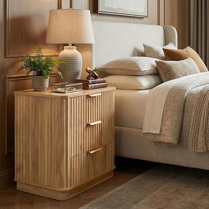 LYNCOHOME Fluted Night Stand Set of 2, Large 3 Drawer Nightand, Wood Bedside Table, Multifunctional Bed Side Table & End Table, Dresser for Bedroom, Living Room Closet, Natural