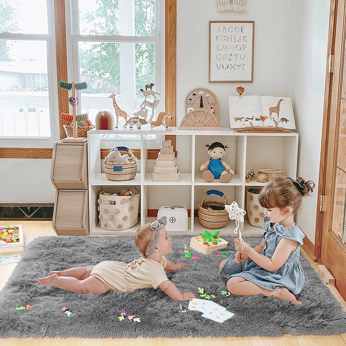 PAGISOFE 2x4 Small Bedroom Rug, Machine Washable Runner Rugs, Soft Plush Area Rug for Dorm, Kids Room, Office,Fuzzy Playroom Carpet, Alfombra para Sala, Furry Bedside Rug, Accent Faux Furry Grey Rugs