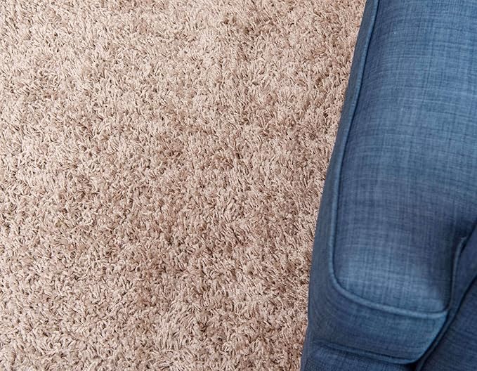 Unique Loom Solid Shag Collection Area Rug (7' 10" Round, Taupe)