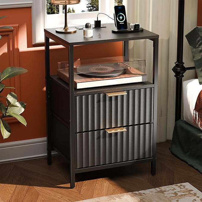 VINGLI Black Nightstands Set of 2, Fluted Nightstands with Charging Station, Night Stand Set of 2, Small Bedside Table with Drawer Fabric, Bed Side Table/Night Stand with Charging Station for Bedroom