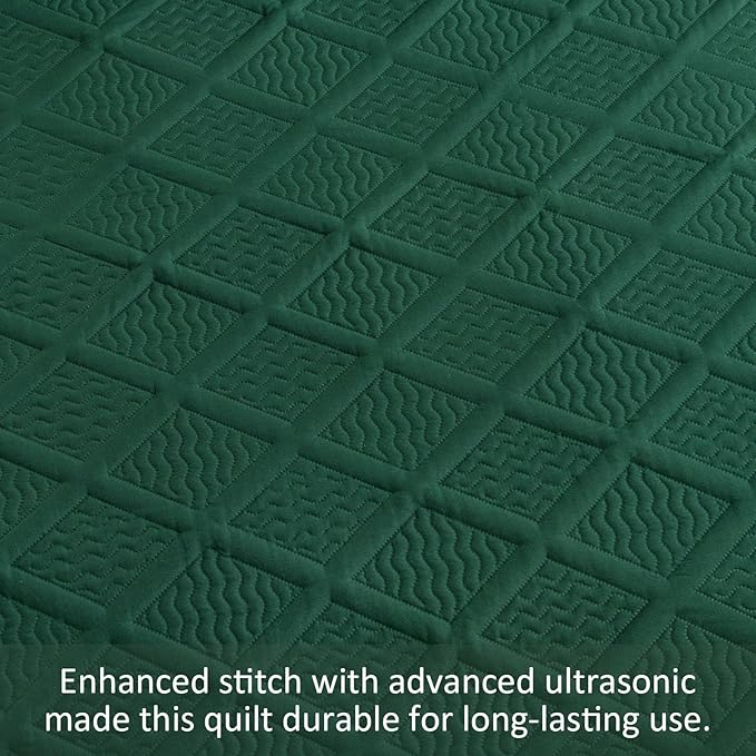 Yiran Quilts King Size, Emerald Green Spring Summer Bedspread Bedding Set, 3 Pieces Diamond Pattern Thin Lightweight Coverlet with 2 Pillow Shams for All Season 106x96 Inch