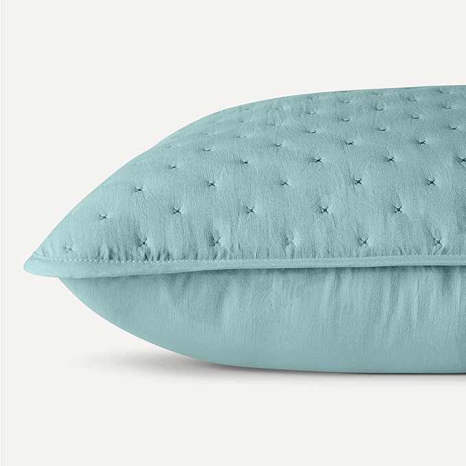 Amazon Basics Brushed Microfiber Quilt Set, Extra Soft with Natural Texture, 3-Piece,Queen/Full, Blue