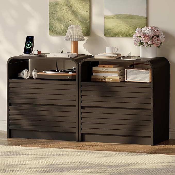 24" Wide Modern Fluted Nightstand with Charging Station Set of 2, Wood Bedside Table with Drawers, Mid Century End Table Nigthstand with Curved Profile Design for Bedroom, Living Room, Black