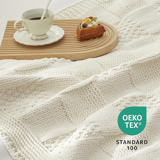 Amélie Home Checkered Chenille Knit Throw Blanket for Couch, Classic Texture Decorative Soft Blanket for Sofa, Chair & Bedroom, 50"x60", Ivory