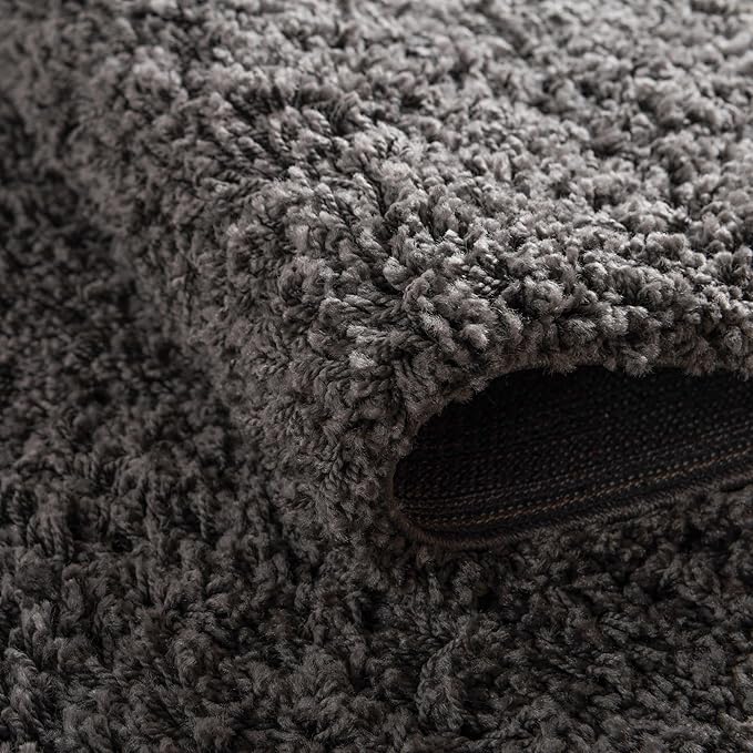 Unique Loom Solid Shag Collection Area Rug (5' 3" x 8' Oval, Graphite Gray)