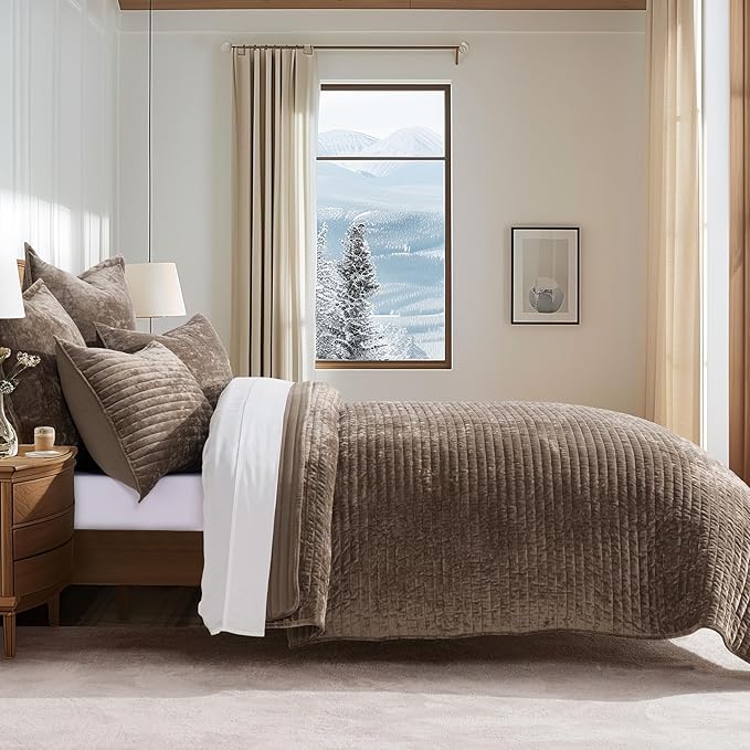 EVERGRACE Velvet Quilt Set King Size, Luxurious Soft Striped Channel Bedding Set, Lightweight Velvet Comforter for All Season, Oversized Bedspread Coverlet with 2 Matching Shams, Mocha Brown