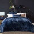 RECYCO Luxury Velvet Quilt Set King Size, Lightweight Velvet Comforter Set, Oversized Bedspread Coverlet Quilted Bedding Set, with 2 Matching Pillow Shams, for All Season, Navy Blue