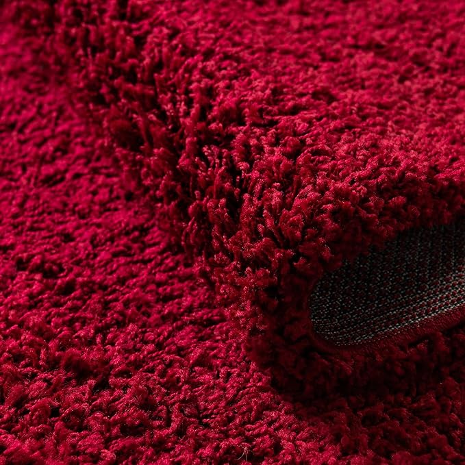Unique Loom Solid Shag Collection Area Rug (3' 3" x 5' 3" Oval, Cherry Red)