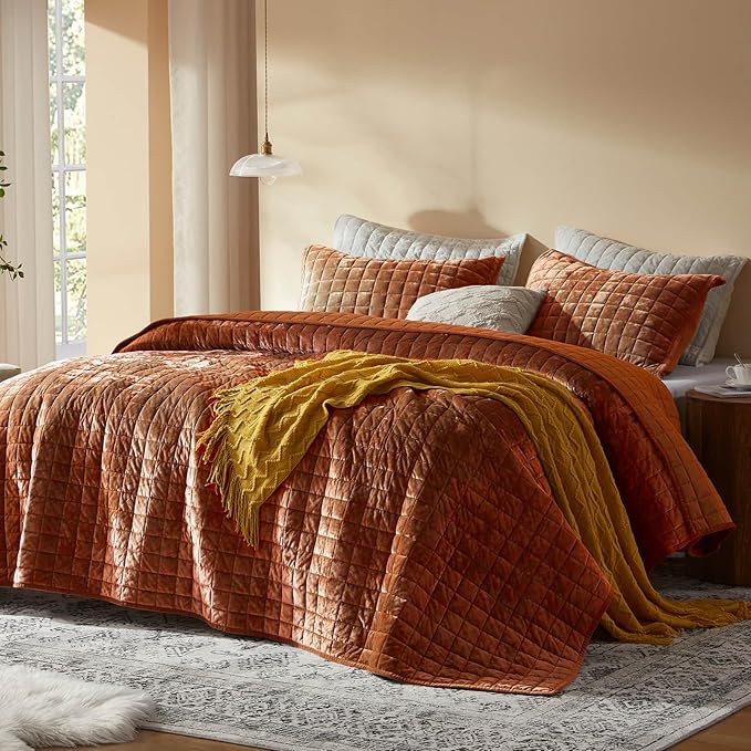 LEAONME Velvet Quilt Full/Queen Size-90''x98'', Lightweight Burnt Orange Velvet Comforter Set with 2 Pillow Shams, Soft Bedspread Coverlet Quilted Bedding Set for All Season