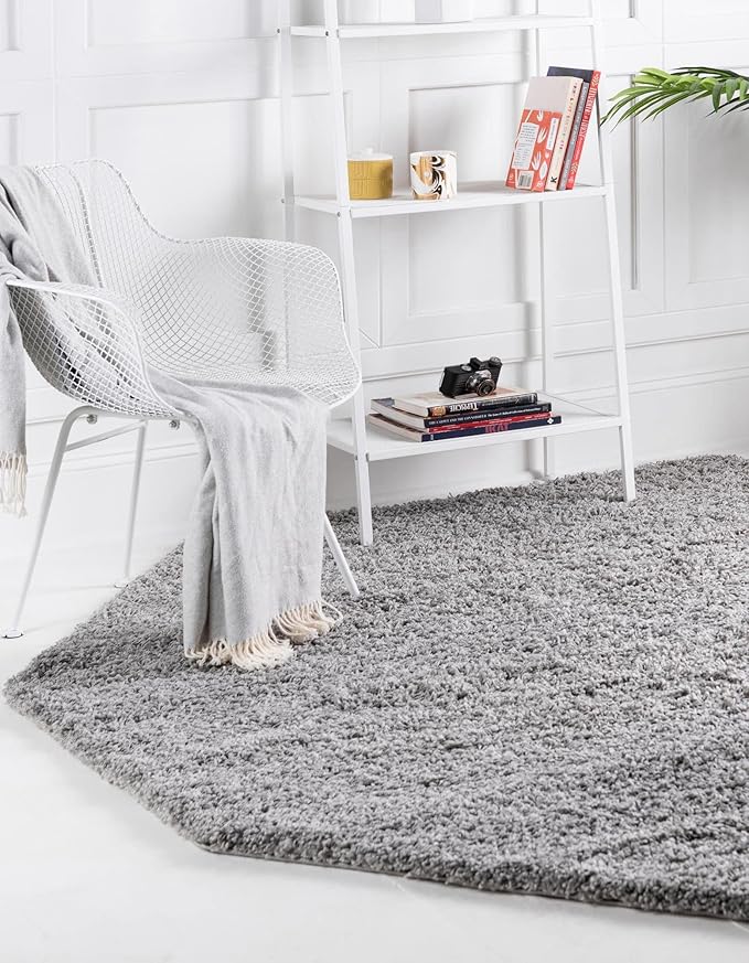 Unique Loom Solid Shag Collection Area Rug (6' 1" Octagon, Cloud Gray)