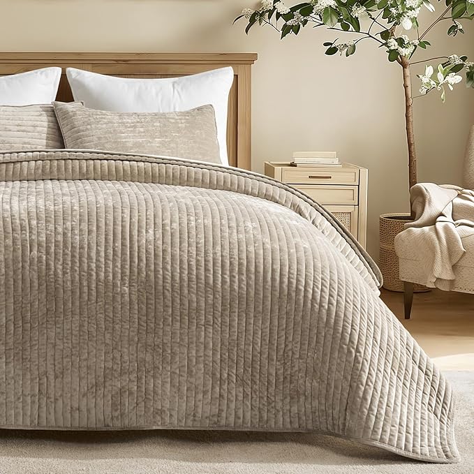 EVERGRACE Velvet Quilt Set Queen Size, Luxurious Soft Striped Channel Bedding Set, Lightweight Velvet Comforter for All Season, Oversized Bedspread Coverlet with 2 Matching Shams, Beige Taupe
