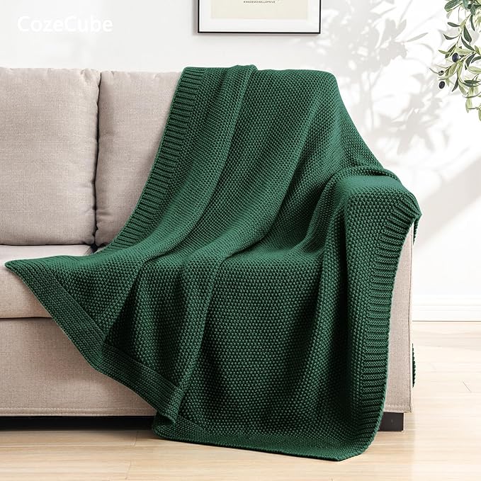 CozeCube Christmas Green Throw Blanket for Couch, Soft Cozy Cable Knit Throw for Bed Sofa Living Room, Lightweight Warm Decorative Farmhouse Christmas Blanket, 50"x60", Emerald Green