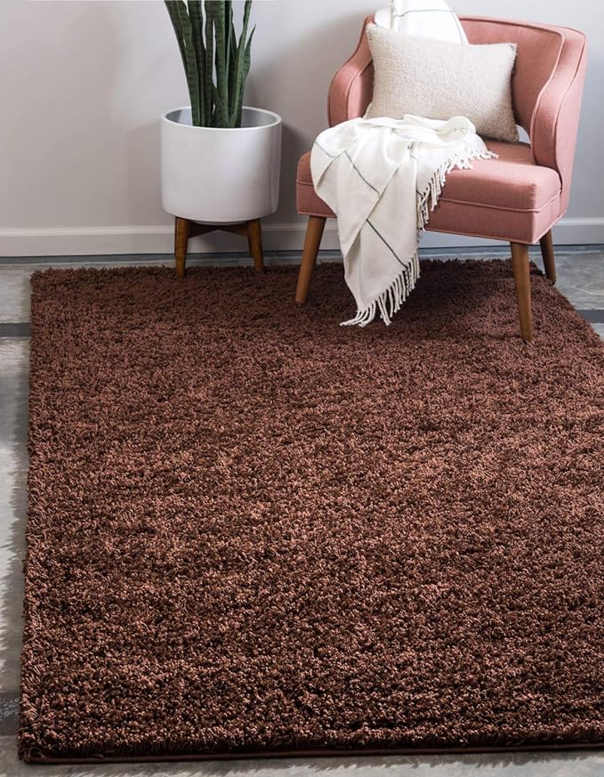 Unique Loom Solid Shag Collection Area Rug (6' 1" x 9' Rectangle, Chocolate Brown)