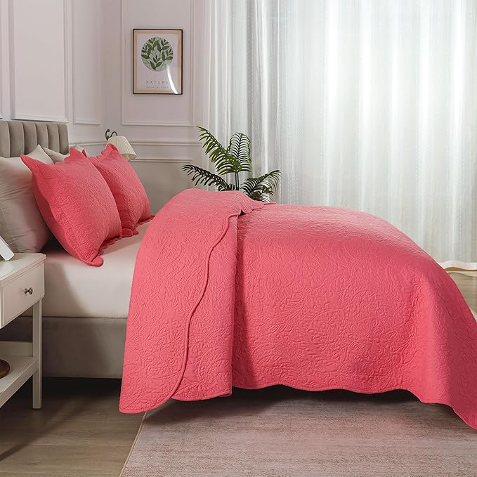 HoneiLife Queen Quilt Bedding Set - Microfiber Quilt Sets for Queen Bed, 3-Piece Lightweight Bedspreads,Reversible Coverlets Rustic Bedlinen Sets, Floral Bedding Set All Season Quilts-Sugar Coral