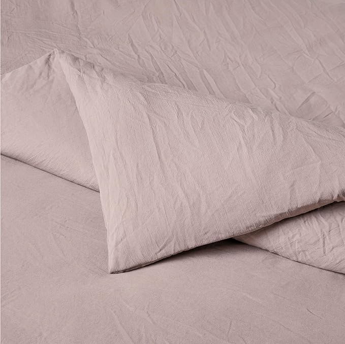 Amazon Basics Brushed Microfiber Comforter Set, Extra Soft with Natural Texture, 2-Piece, Twin/Twin XL, Purple