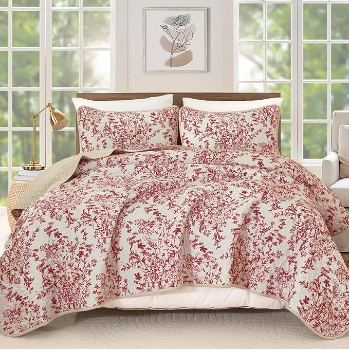 WONGS BEDDING Quilt Queen Size, Christmas Red Quilt Bedding Set with 2 Pillowcases, Botanical Quilts for Queen Bed, Soft Microfiber Lightweight Coverlet Bedspread for All Season (96"×90", 3 Pieces)
