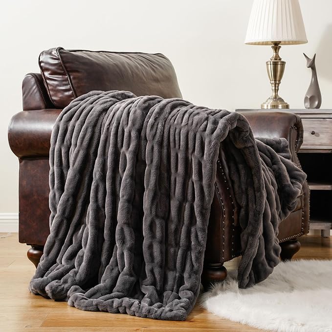 BATTILO HOME Luxury Faux Fur Blanket for Couch, Double Side Ruched Rabbit Fur Blanket Supper Soft Throw Blankets for Bed, Cozy Blanket, 50“x60