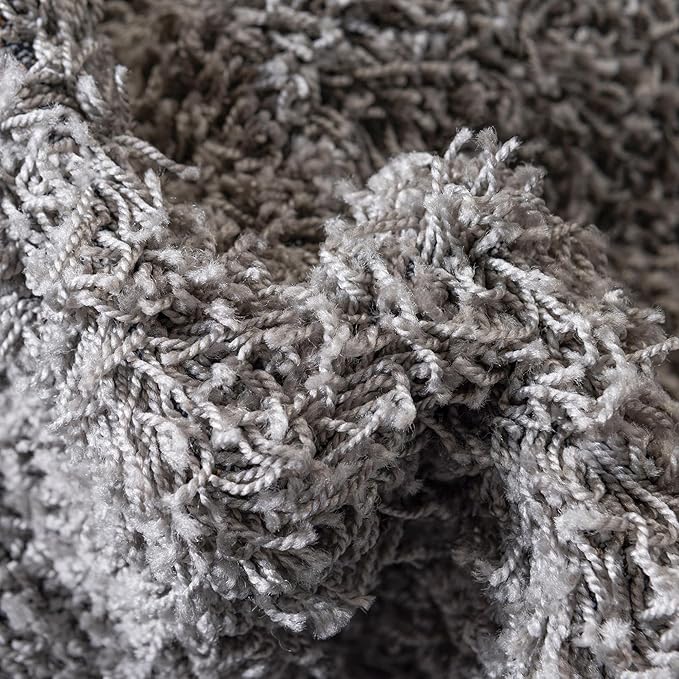 Unique Loom Solid Shag Collection Area Rug (6' 1" Octagon, Cloud Gray)