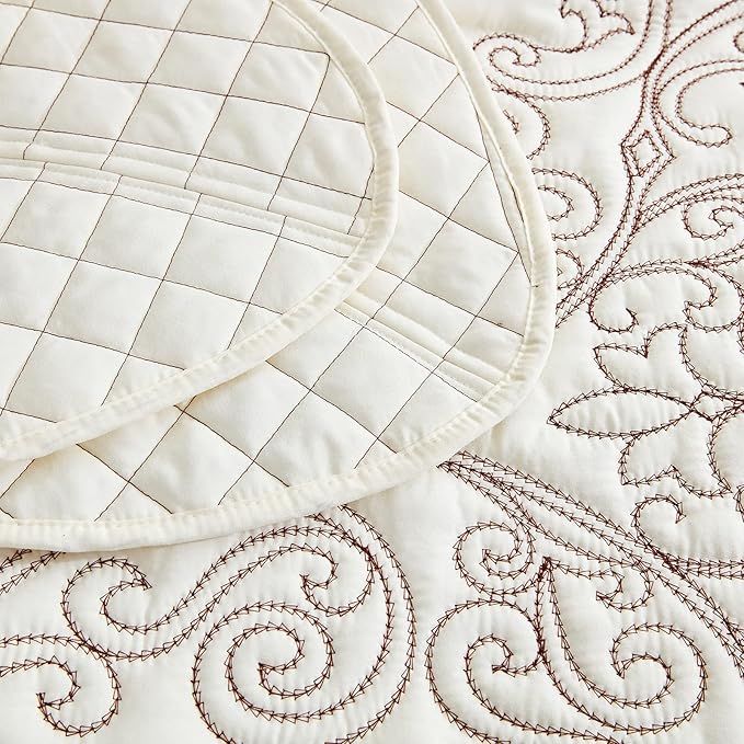 CHIXIN Oversized King Bedspread 128x120 Extra Wide - Lightweight Bedding Cover - Beautiful Stitching - 5 Piece Reversible Bedspread - Luxury Damask Paisley Pattern (King/Cal King, Ivory)