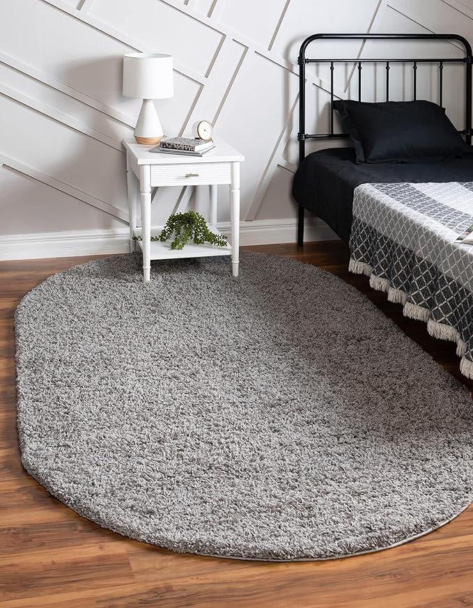 Unique Loom Solid Shag Collection Area Rug (3' 3" x 5' 3" Oval, Cloud Gray)