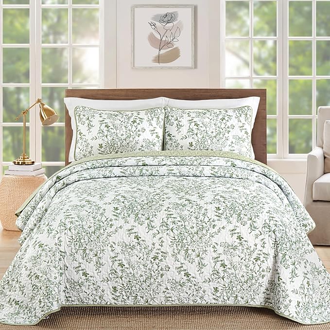 WONGS BEDDING Quilts Queen Size, Sage Green Quilt Bedding Set with 2 Pillowcases, Botanical Quilt for Queen Bed, Soft Microfiber Lightweight Coverlet Bedspread for All Season (96"×90", 3 Pieces)
