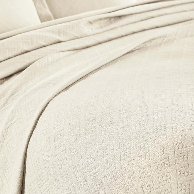 Superior 100% Cotton Basket Weave Bedspread with Shams, All-Season Premium Cotton Matelasse Jacquard Bedding, Quilted-Look Geometric Basket, Full, Ivory