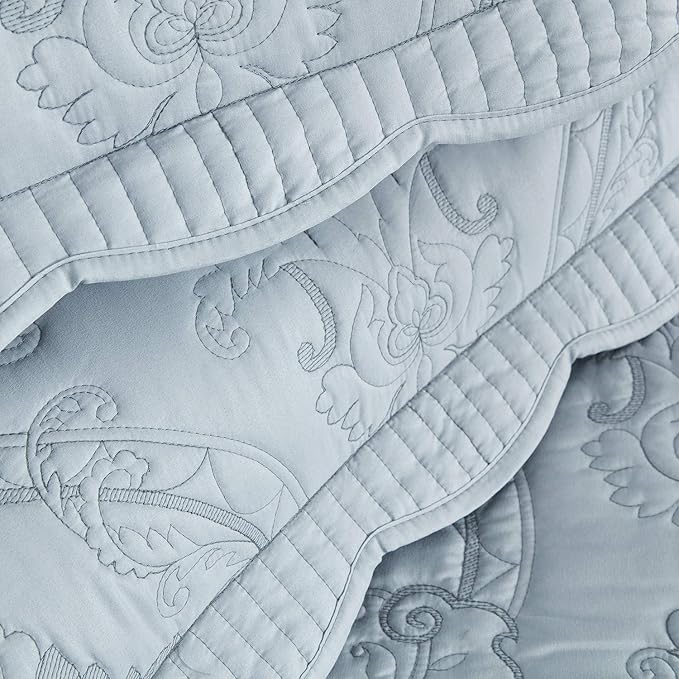 CHIXIN Bedspread Coverlet Set Queen Size - Lightweight Bedding Cover - Beautiful Stitching - 5 Piece Reversible Bedspread - Gorgeous Damask Paisley Pattern (Queen, Light Grey)