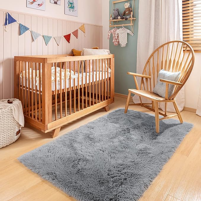 PAGISOFE 2x4 Small Bedroom Rug, Machine Washable Runner Rugs, Soft Plush Area Rug for Dorm, Kids Room, Office,Fuzzy Playroom Carpet, Alfombra para Sala, Furry Bedside Rug, Accent Faux Furry Grey Rugs