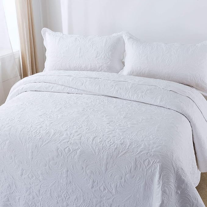 HoneiLife Oversized Queen Bedspreads 110x106- Queen Size Quilt Bedding Sets 3-Piece, Paisley Coverlets Lightweight Bedlinen Set for All Season Use-White