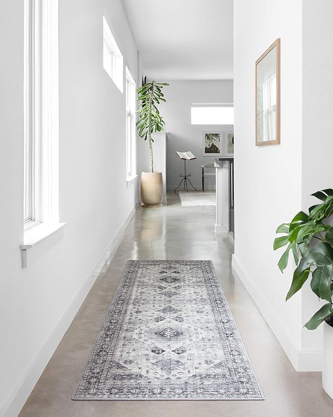 Loloi Skye Collection SKY-02 Silver/Grey 2'-6" x 12'-0" Runner Rug