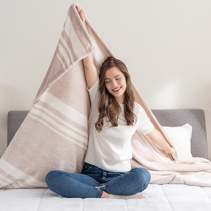 Berkshire Blanket-Classic Heavyweight Soft Printed VelvetLoft® Plush Warm Blanket, Twin Size Soft Fuzzy Blanket for Couch Sofa Bed, Stripe Cream, 60in x 90in