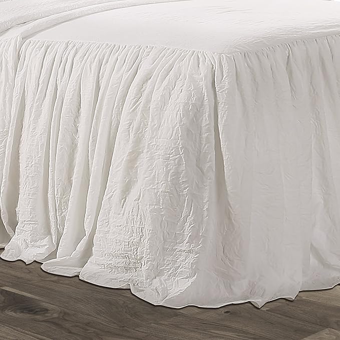 Lush Decor Ruffle Skirt Bedspread Set - 3-Piece Luxurious Farmhouse Bedding - Elegant Ruffle Detail - Timeless Style - Soft Lightweight Sheets - Full, White