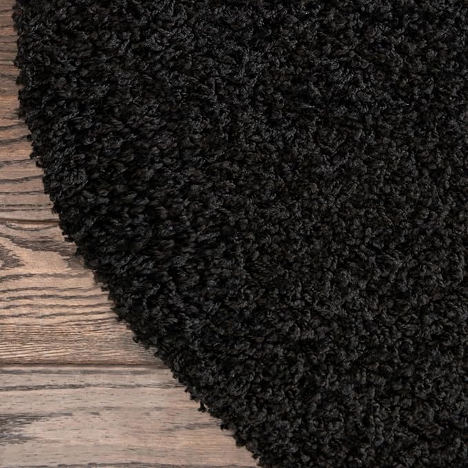 Unique Loom Solid Shag Collection Area Rug (5' 1" x 8' Oval, Jet Black)