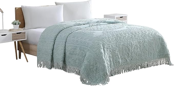 Beatrice Home Fashions Medallion Chenille Bedspread, Queen, Blue