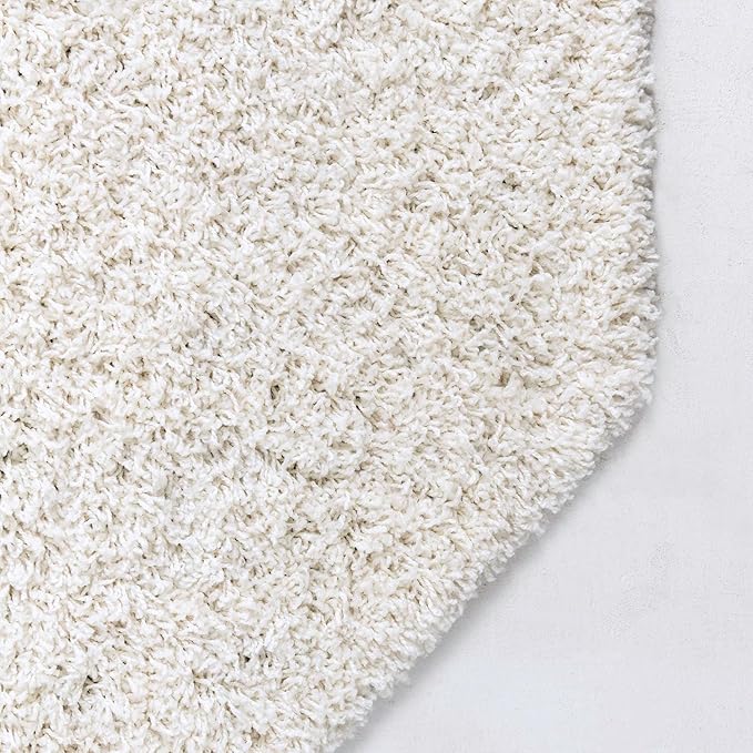 Unique Loom Solid Shag Collection Area Rug (4' Octagon, Snow White)
