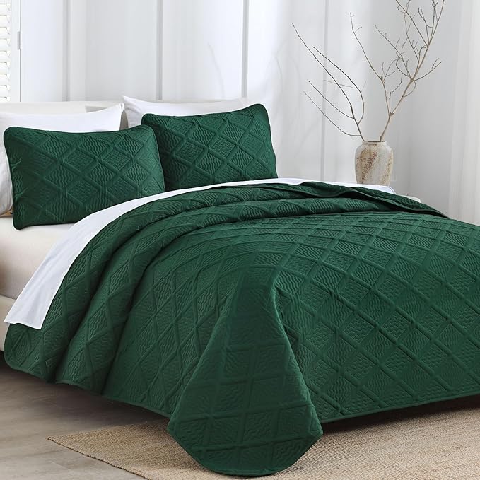 Yiran California King Quilt Set, Emerald Green Oversized Bedspread Bedding Set, Lightweight Diamond Pattern Soft Microfiber Modern Style Coverlet with 2 Pillow Shams 112x104 inch