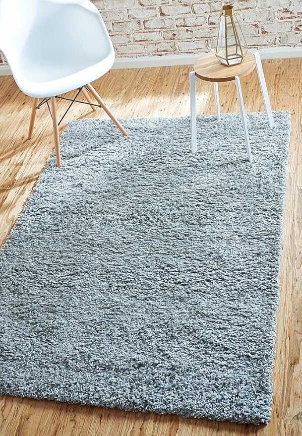 Unique Loom Solid Shag Collection Area Rug (4' 1" x 6' 1" Rectangle, Cloud Gray)