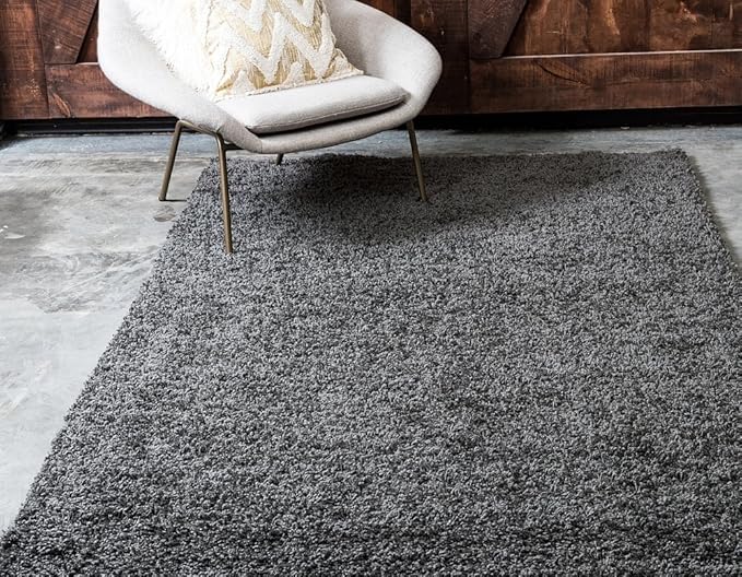 Unique Loom Solid Shag Collection Area Rug (5' 1" x 8' Rectangle Graphite Gray)