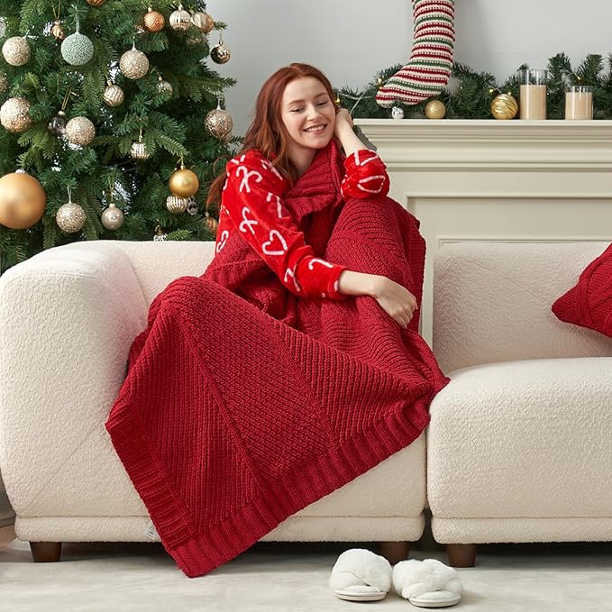 Amélie Home Chevron Chenille Knit Throw Blanket for Couch, Cozy Texture Decorative Soft Blanket for Sofa & Chair, 50"x60", Christmas Red