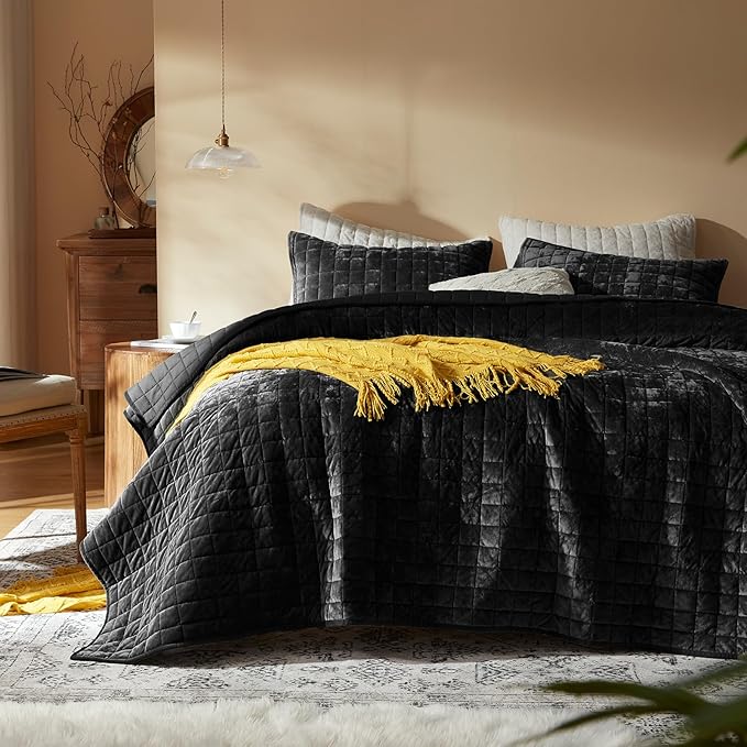 LEAONME Velvet Quilt Oversized California King-120''x120'', Lightweight Black Velvet Comforter Set with 2 Pillow Shams, Oversized Bedspread Coverlet Quilted Bedding Set for All Season
