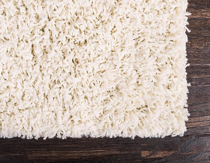 Unique Loom Solid Shag Collection Area Rug (6' 1" x 9' Rectangle, Pure Ivory)