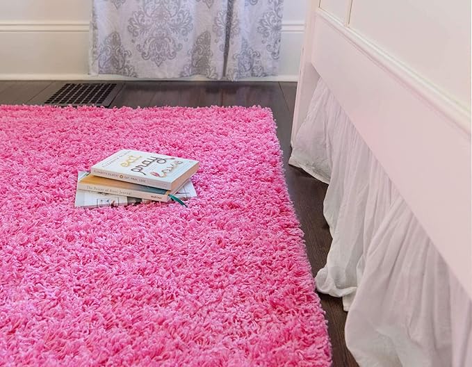 Unique Loom Solid Shag Collection Area Rug (2' x 3' 1" Rectangle, Taffy Pink)
