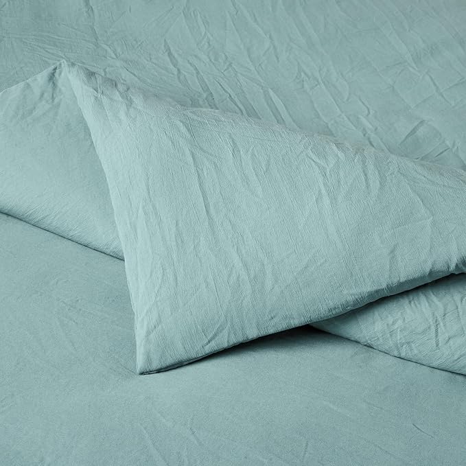 Amazon Basics Brushed Microfiber Comforter Set, Extra Soft with Natural Texture, 3-Piece, King, Blue
