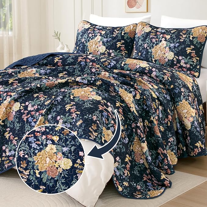 WONGS BEDDING Quilt Queen Size, Navy Blue Quilt Bedding Set with 2 Pillowcases, Botanical Quilt for Queen Bed, Soft Microfiber Lightweight Coverlet Bedspread for All Season (96"×90", 3 Pieces)