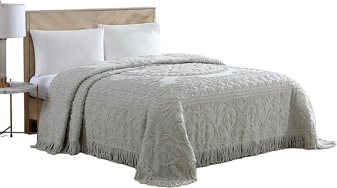 Beatrice Home Fashions Medallion Chenille Bedspread, Full, Gray