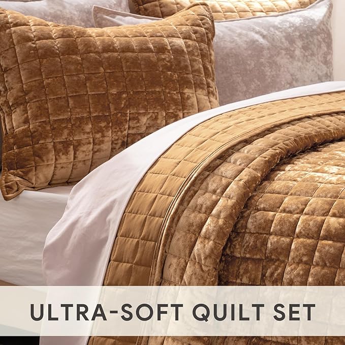 RECYCO Luxury Velvet Quilt Set King Size Bedding Sets, Ultra Soft Velvet Comforter Set, Lightweight Channel Box Stitch Oversized Bedspread Coverlet for All Season, with 2 Shams, Caramel Gold