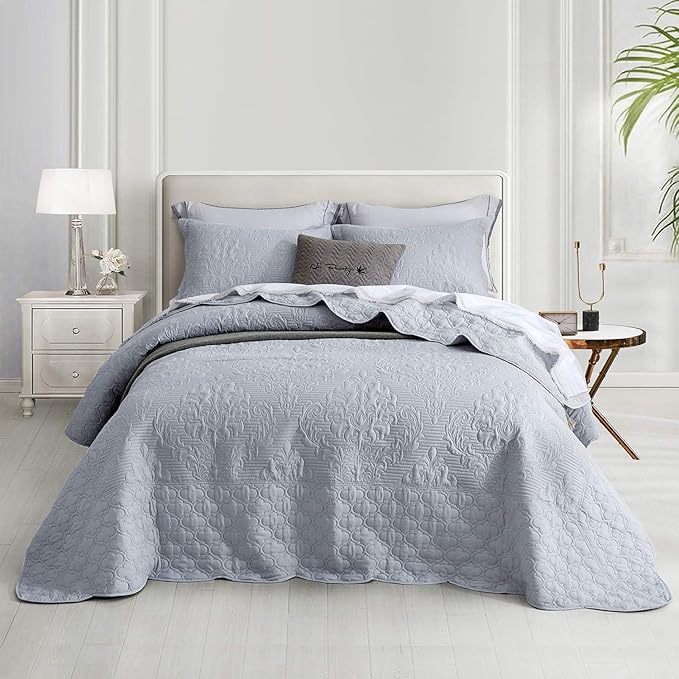 CHIXIN Oversized Bedspread Coverlet Set King Size - Lightweight Bedding Cover - Ultrasonic Quilting - 5 Piece Reversible Bedspread - Elegant Damask Paisley Pattern (King, Light Grey)